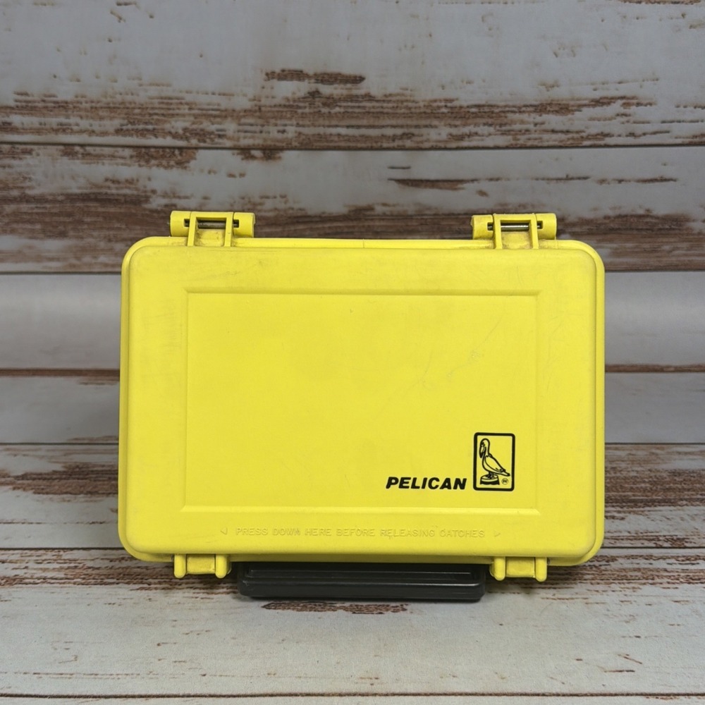 Pelican Box Yellow Hard Case Logo O.D. Approx. 8.5" x 6.3" x 3.2"